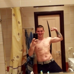 Красивая пара ищет девушку в е для секс встреч Красивая пара ищет девушку в е для секс встреч